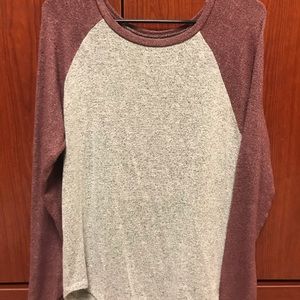 American Eagle long sleeve tee